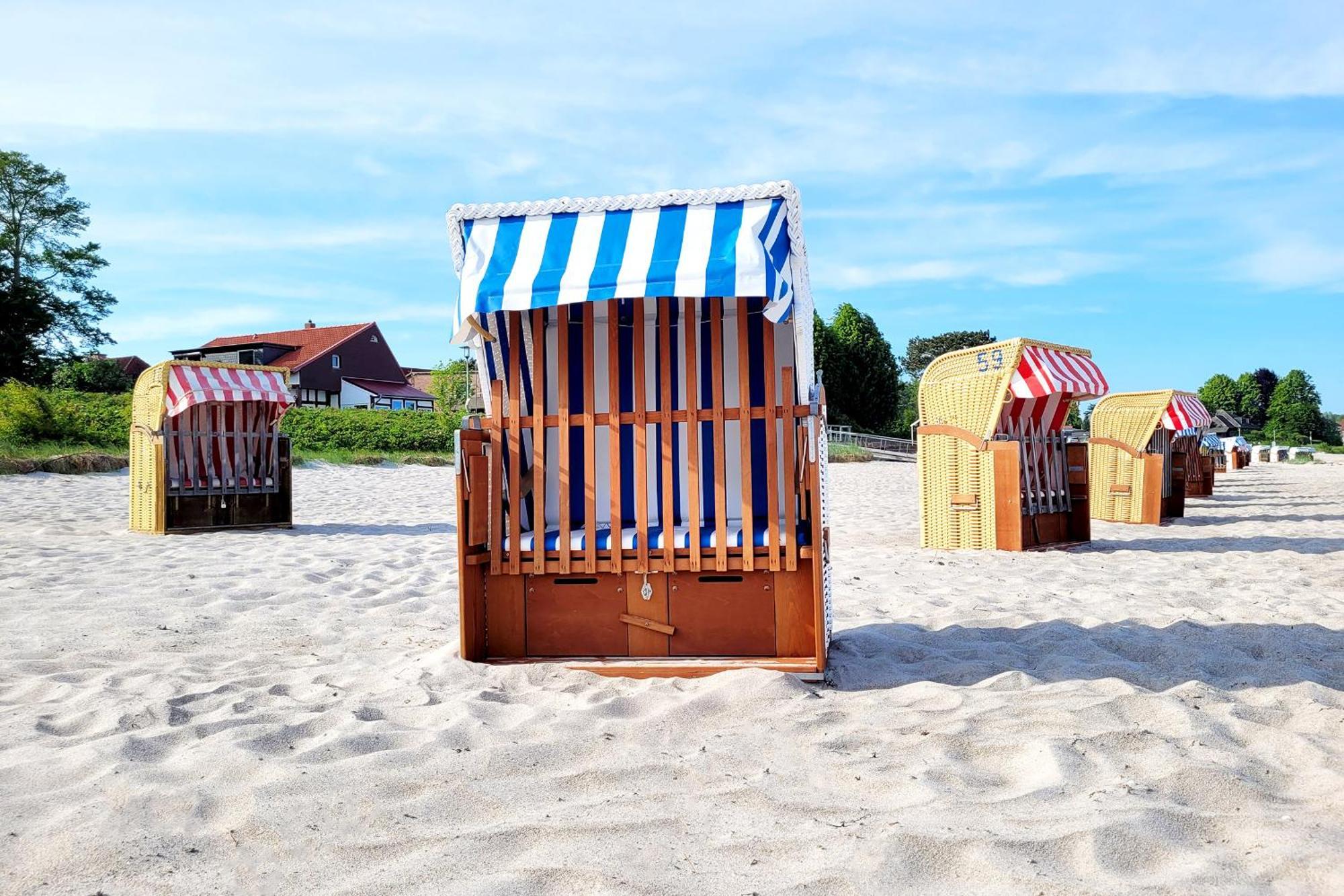 Gemuetliche & Moderne Ferienwohnung - Nur 7 Gehminuten Vom Strand Entfernt, Inklusive Parkplatz Und Gartenzugang Scharbeutz Kültér fotó
